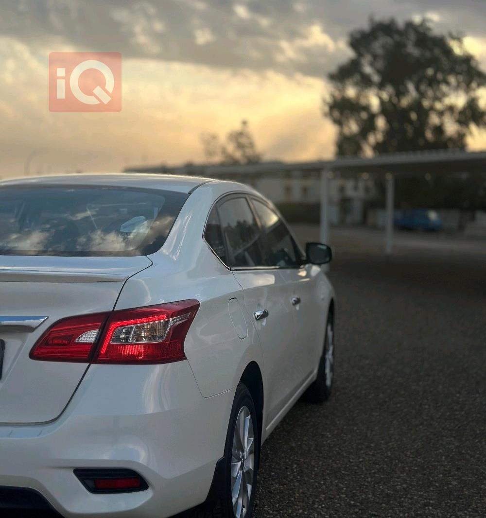 نيسان سنترا